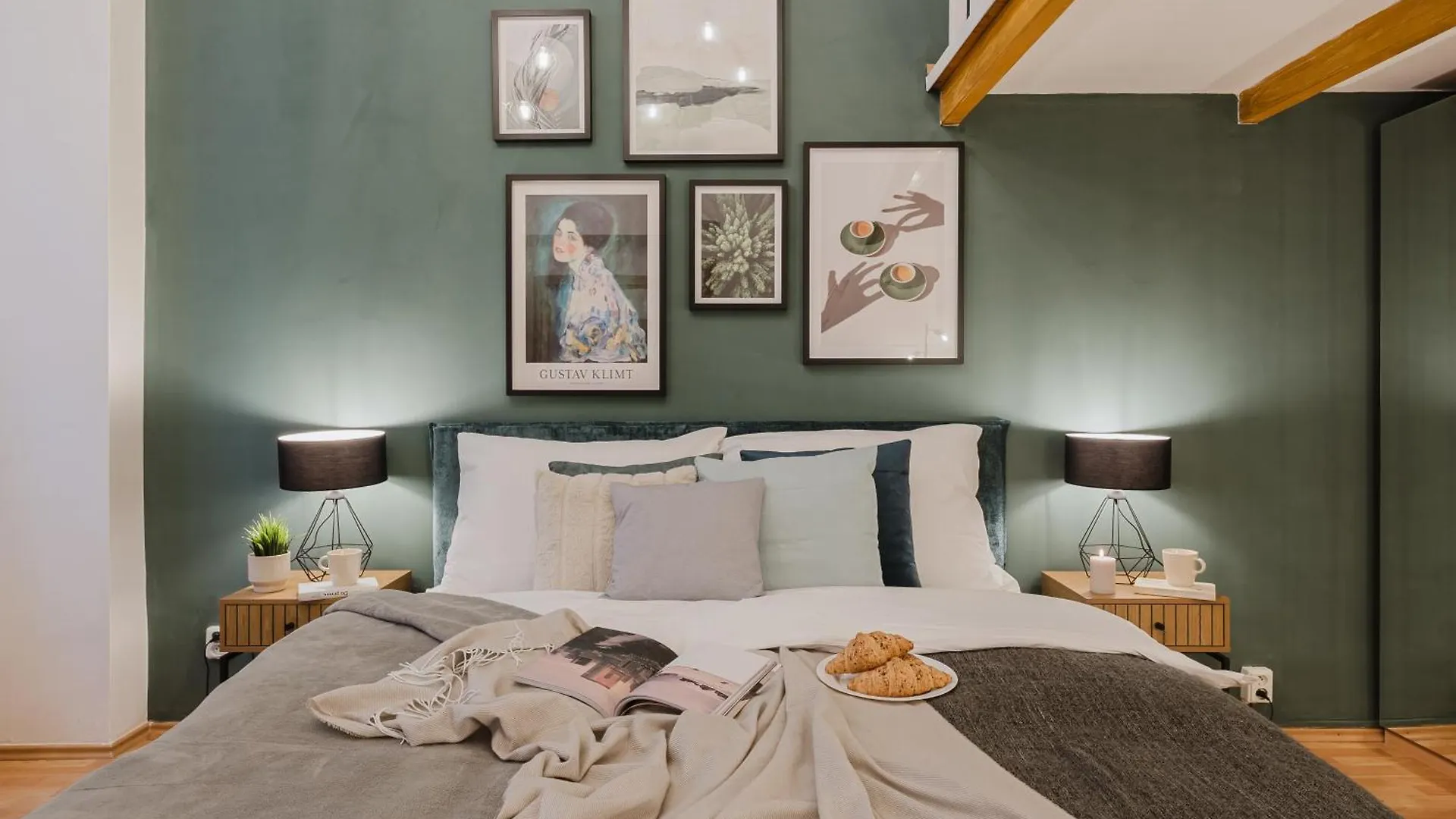 Prague Days - Loft-Style 1Bdr Apt - Workspace - Central Location Apartment