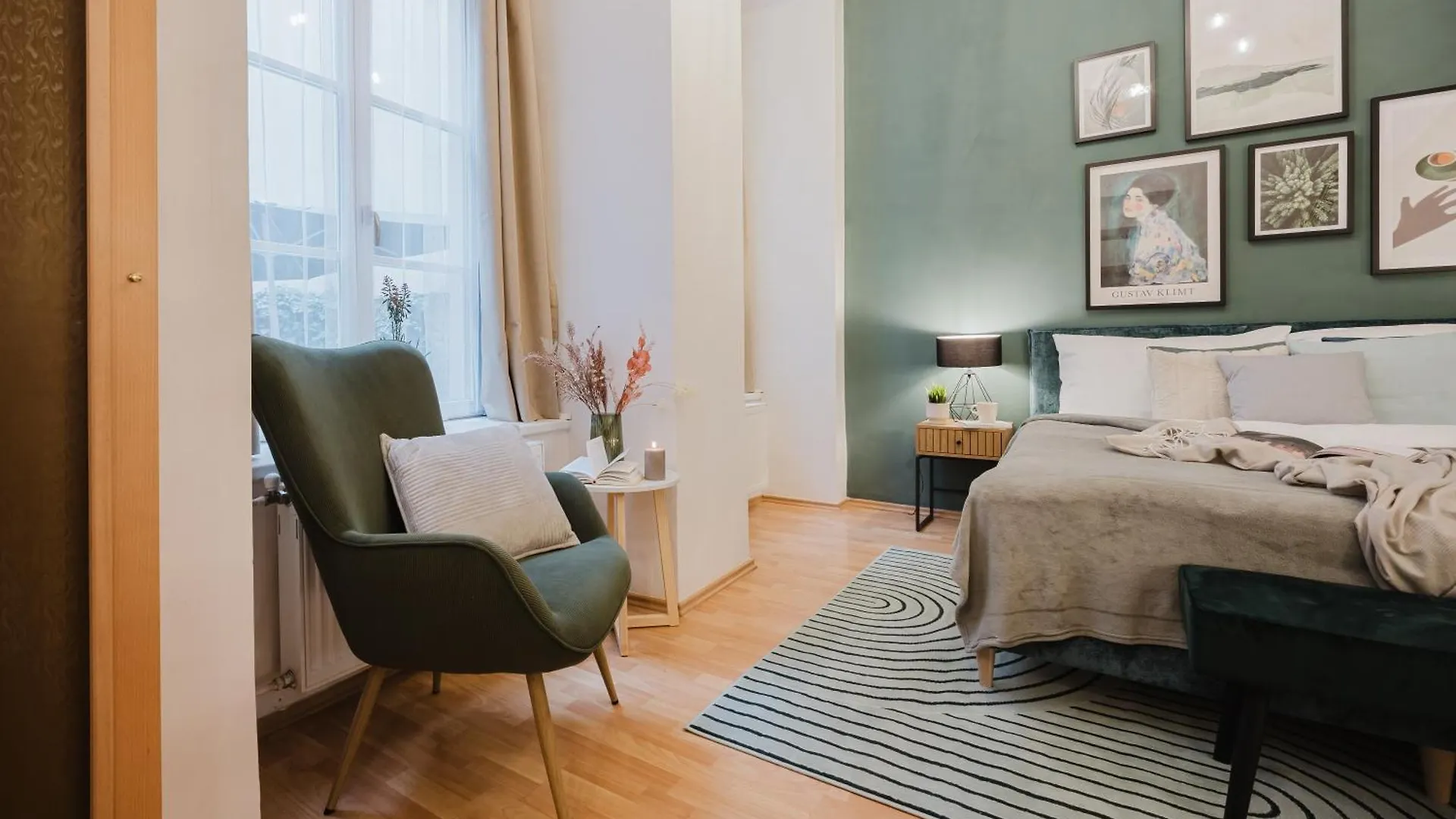 Apartment Prague Days - Loft-Style 1Bdr Apt - Workspace - Central Location